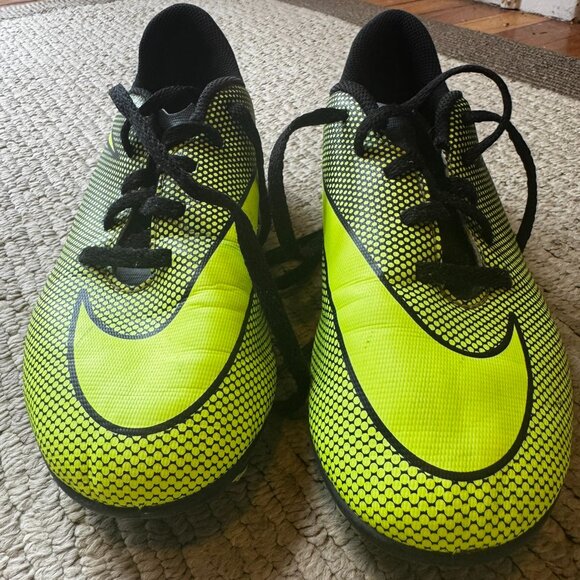Nike Bravata II FG Soccer Cleats Kids 5.5Y Black Neon Yellow/Green Youth Shoes - Picture 2 of 5